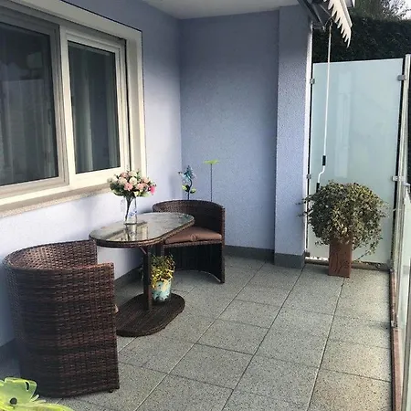 Apartament Berta Neunkirchen  Zewnętrze zdjęcie